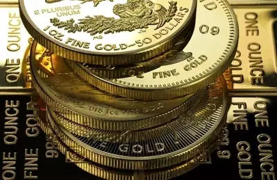 Gold's Unyielding Ascent: Defying Traditional Market Logic