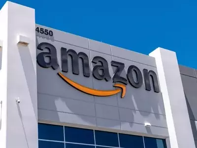 Amazon's Strategic Shift: AI and AWS Investments Impact Free Cash Flow and Valuation