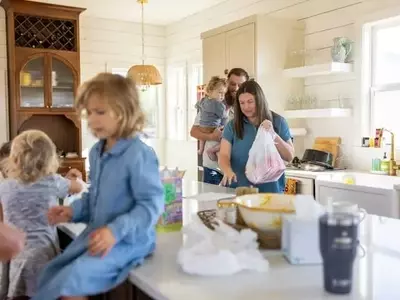 Embracing Seasonal Shifts in Family Routines