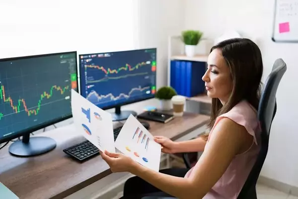 Vanguard vs. State Street: A Deep Dive into Small-Cap Value ETFs